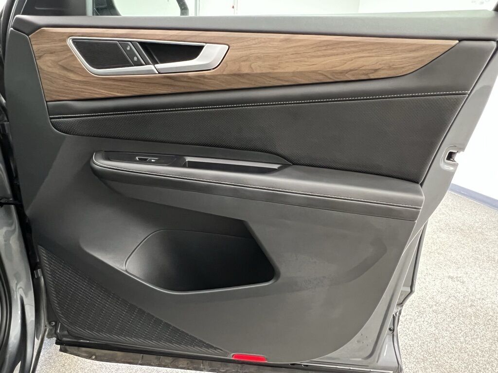2024 Volkswagen Atlas 2.0T SE w/Technology Loveland CO