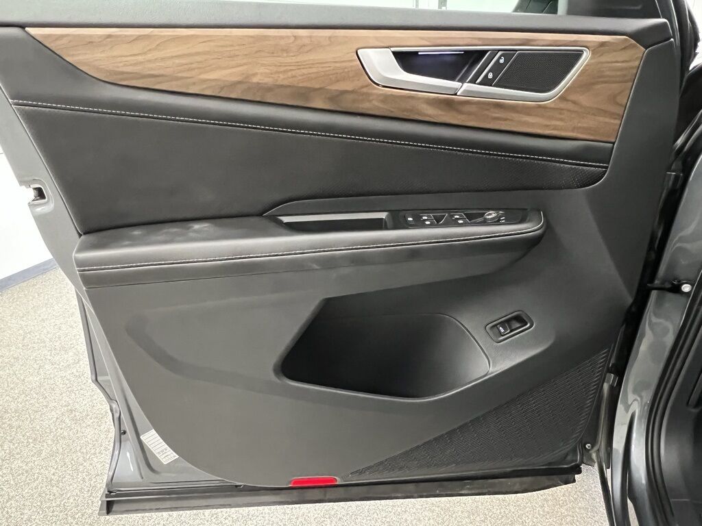 2024 Volkswagen Atlas 2.0T SE w/Technology Loveland CO