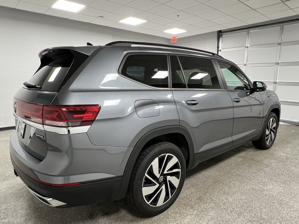 2024 Volkswagen Atlas 2.0T SE w/Technology Loveland CO