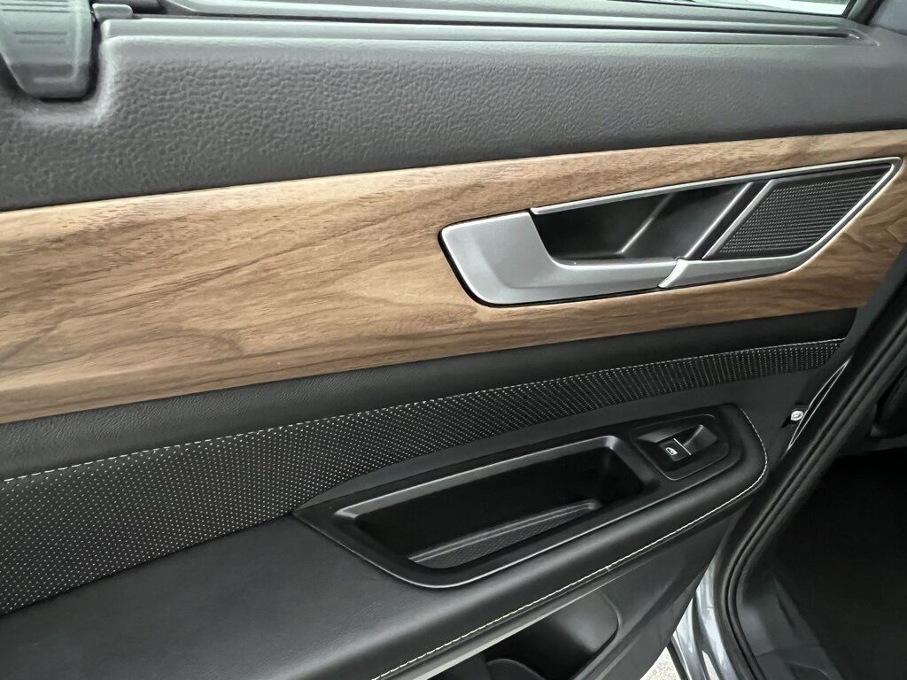 2024 Volkswagen Atlas 2.0T SE w/Technology Loveland CO