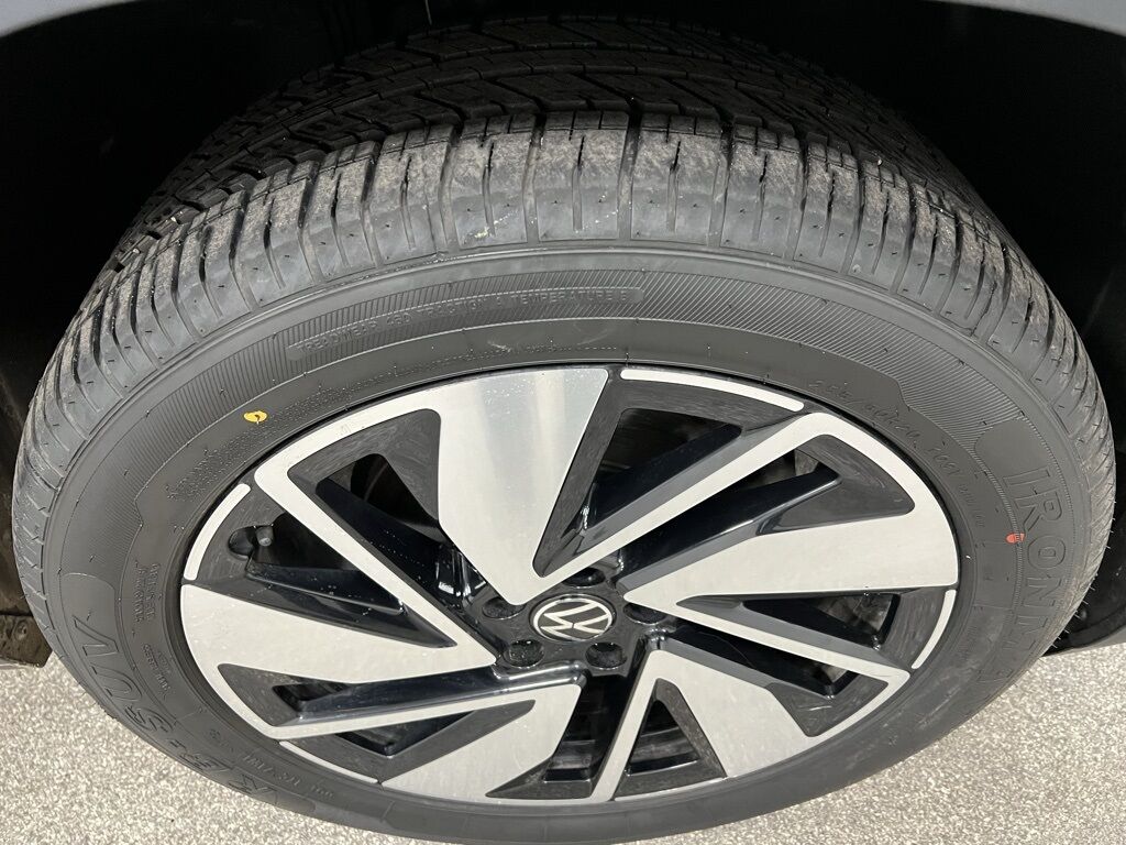 2024 Volkswagen Atlas 2.0T SE w/Technology Loveland CO