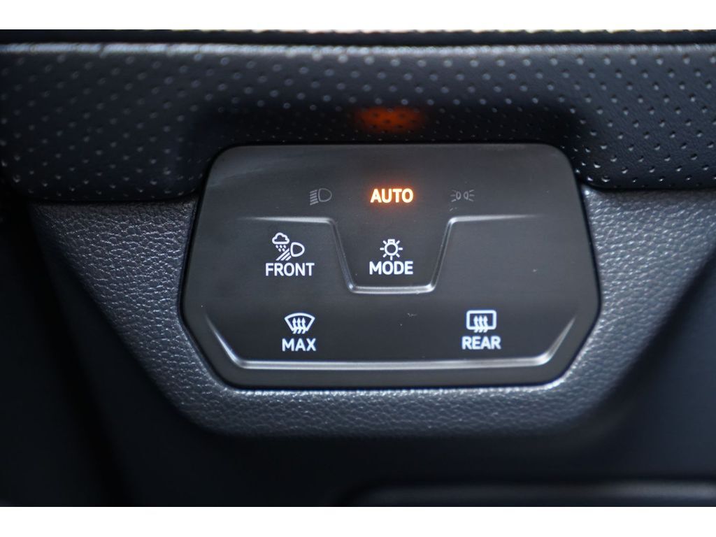 2024 Volkswagen Atlas 2.0T SE w/Technology Price UT