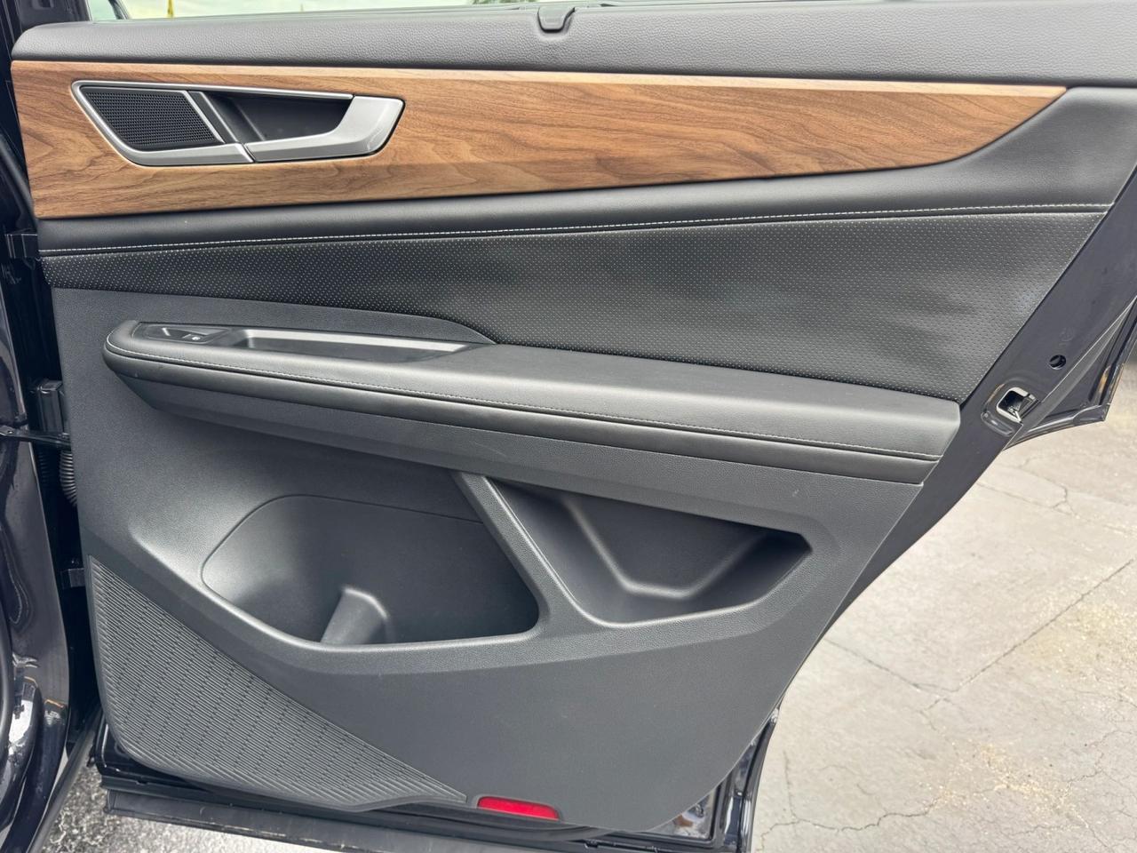 2024 Volkswagen Atlas 2.0T SE w/Technology Miami FL