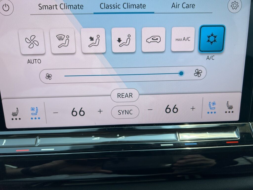 2024 Volkswagen Atlas 2.0T SE w/Technology Mount Joy PA