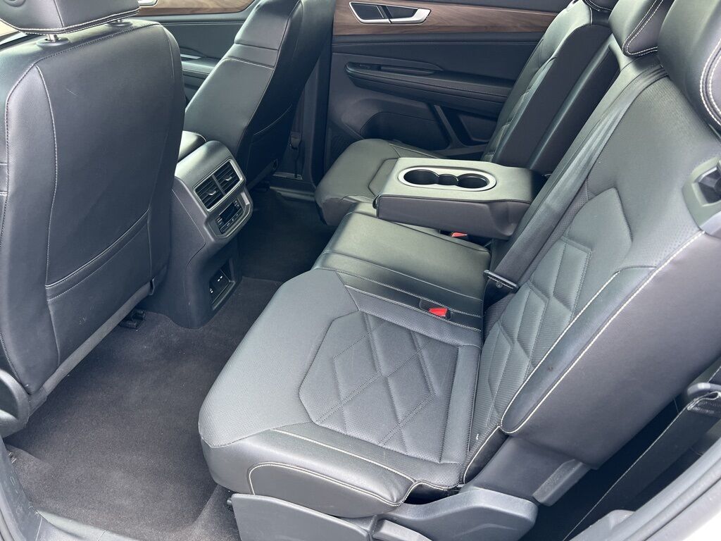 2024 Volkswagen Atlas 2.0T SE w/Technology Mount Joy PA