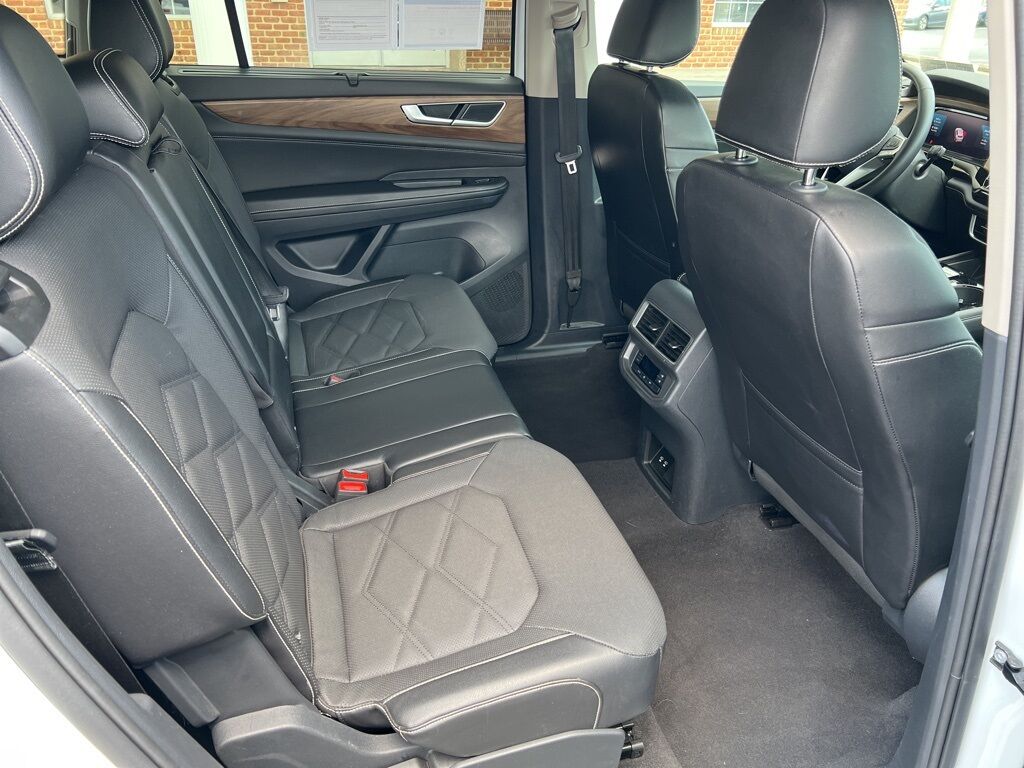 2024 Volkswagen Atlas 2.0T SE w/Technology Mount Joy PA