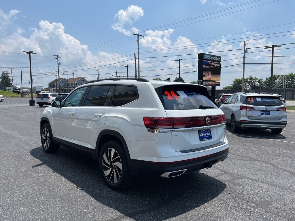 2024 Volkswagen Atlas 2.0T SE w/Technology