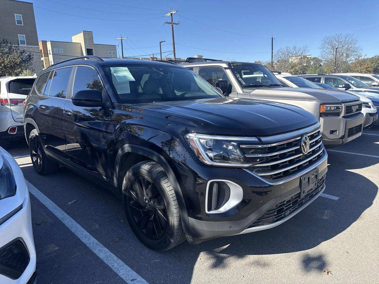 2024 Volkswagen Atlas 2.0T SE w/Technology