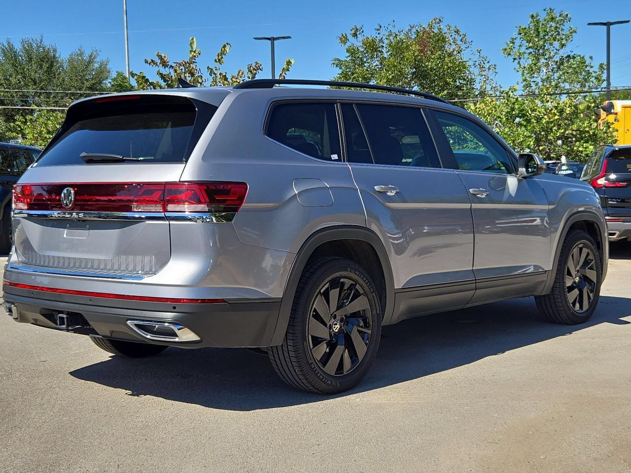 2024 Volkswagen Atlas 2.0T SE w/Technology San Antonio TX