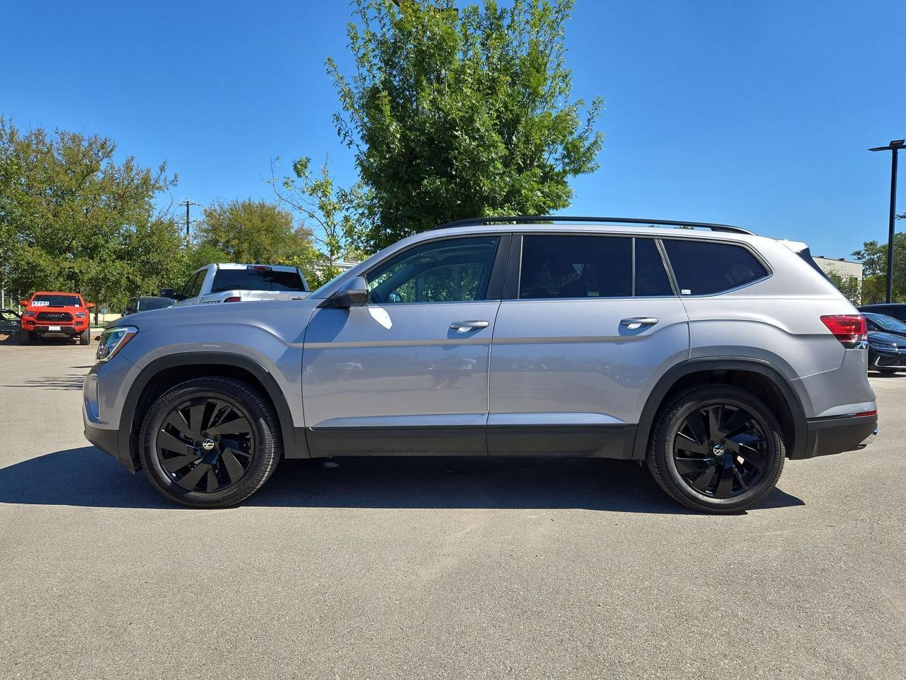 2024 Volkswagen Atlas 2.0T SE w/Technology San Antonio TX