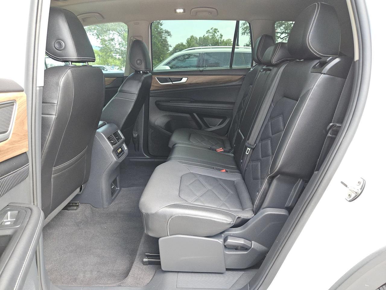 2024 Volkswagen Atlas 2.0T SE w/Technology San Antonio TX