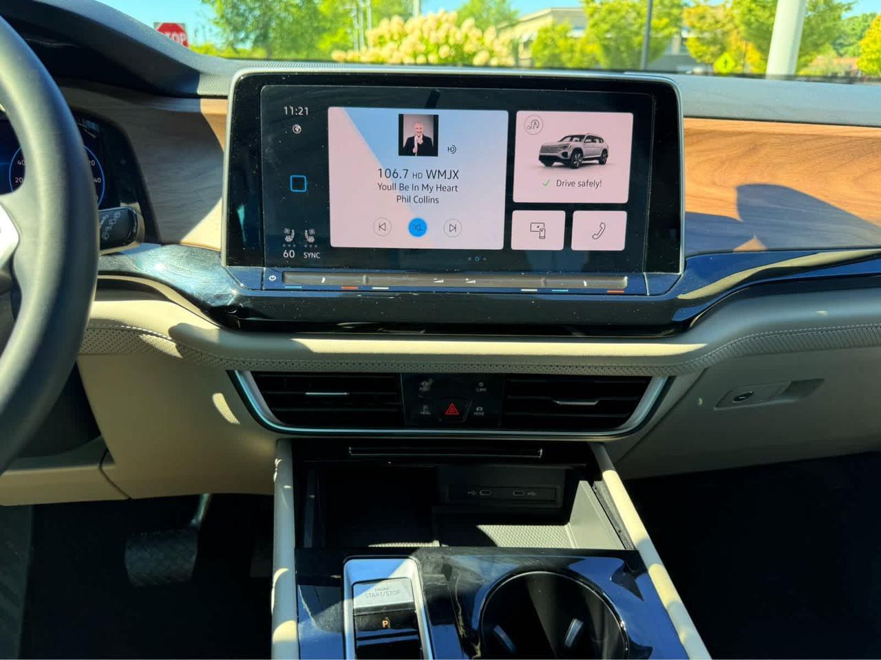 2024 Volkswagen Atlas 2.0T SE w/Technology Wellesley MA
