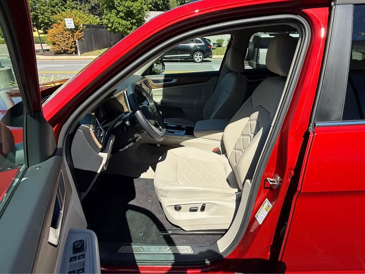 2024 Volkswagen Atlas 2.0T SE w/Technology Wellesley MA