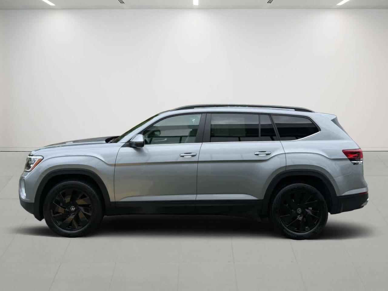 2024 Volkswagen Atlas 2.0T SE w/Technology Wellesley MA