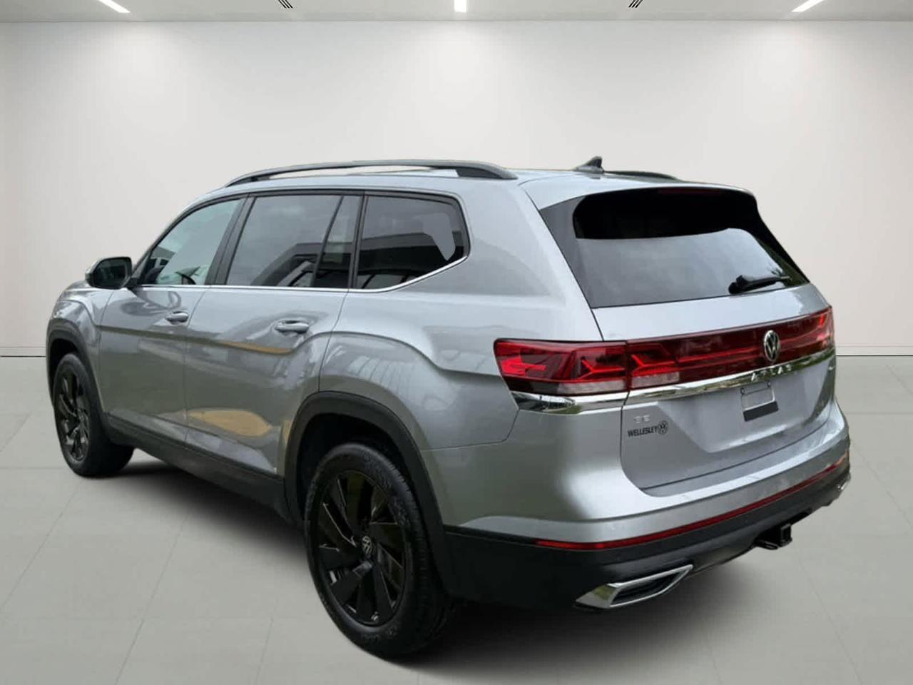 2024 Volkswagen Atlas 2.0T SE w/Technology Wellesley MA