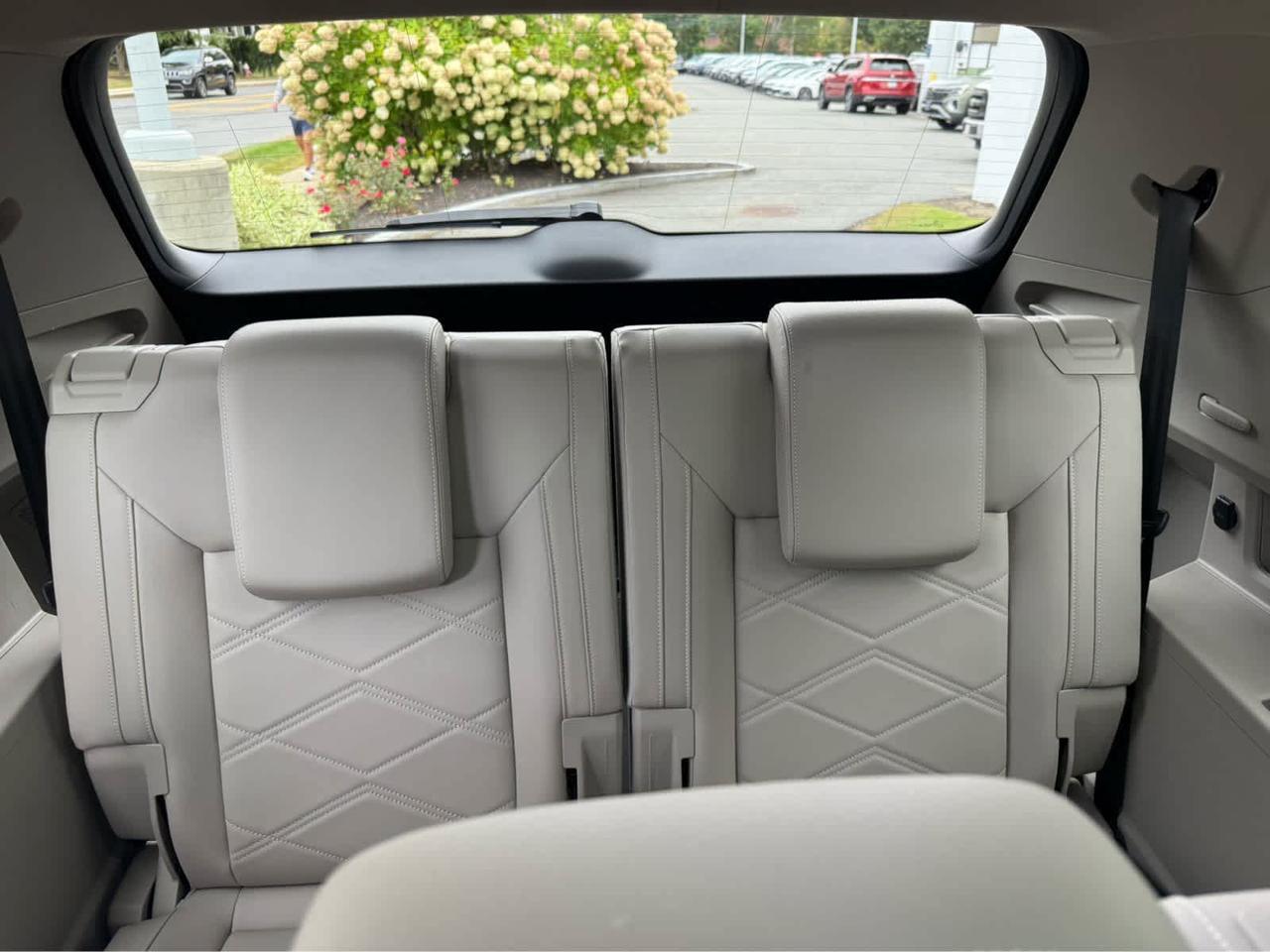2024 Volkswagen Atlas 2.0T SE w/Technology Wellesley MA