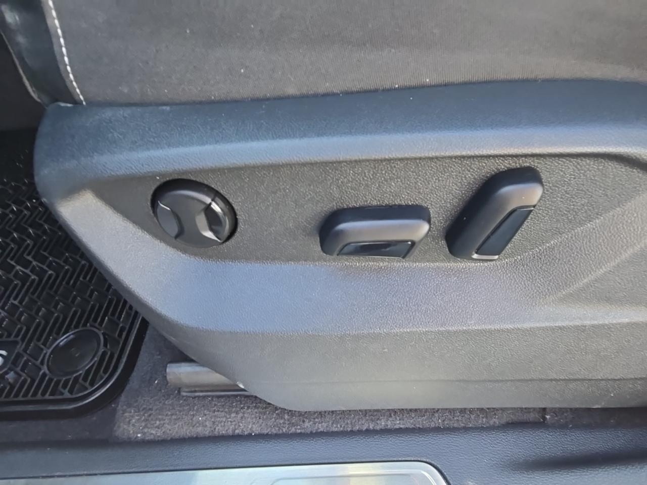 2024 Volkswagen Atlas 2.0T SE w/Technology Fredericksburg VA