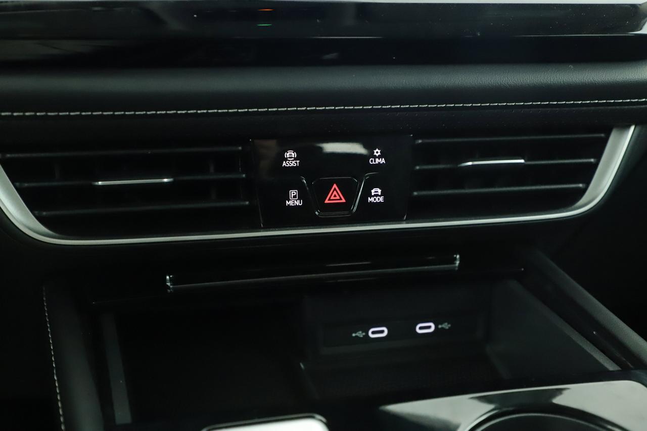 2024 Volkswagen Atlas 2.0T SE with Technology New Braunfels TX