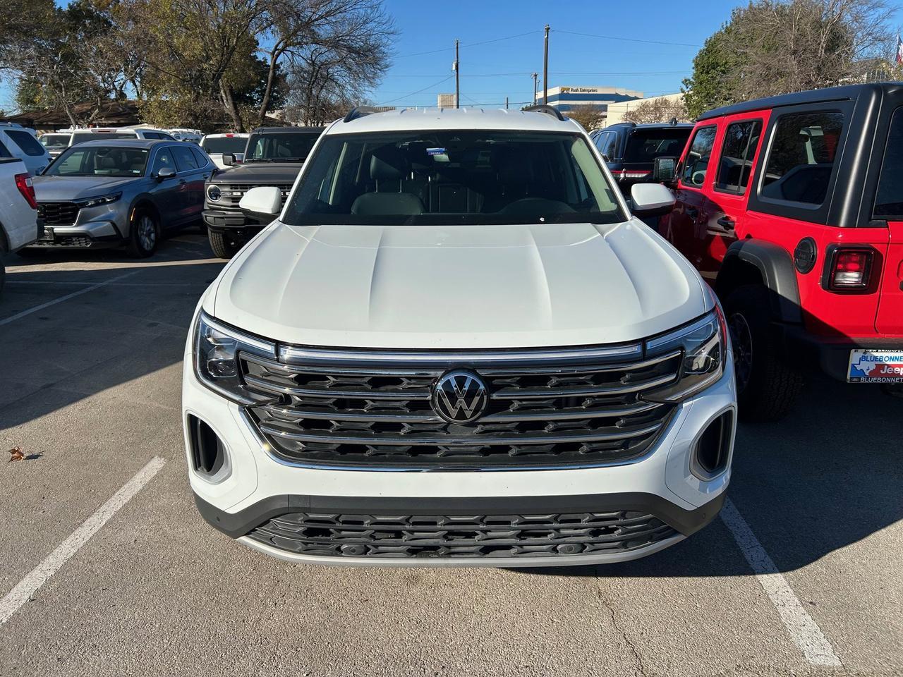 2024 Volkswagen Atlas 2.0T SE with Technology New Braunfels TX