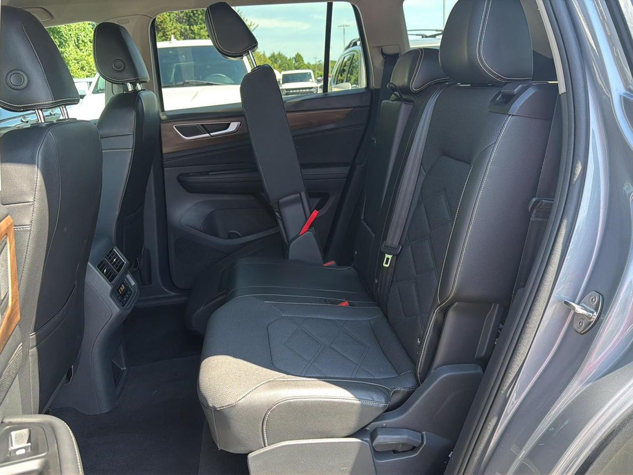 2024 Volkswagen Atlas 2.0T SE Gaithersburg MD