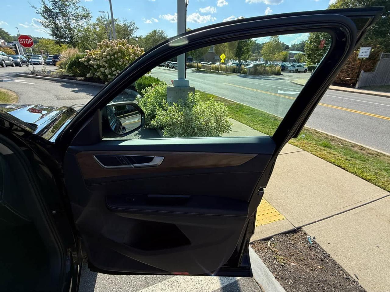 2024 Volkswagen Atlas 2.0T SE Wellesley MA