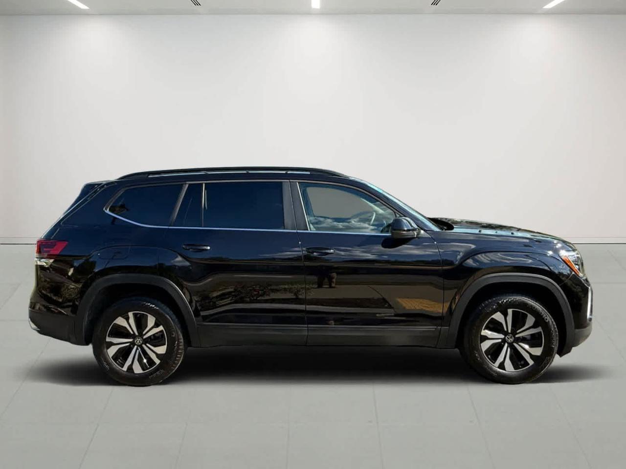 2024 Volkswagen Atlas 2.0T SE Wellesley MA