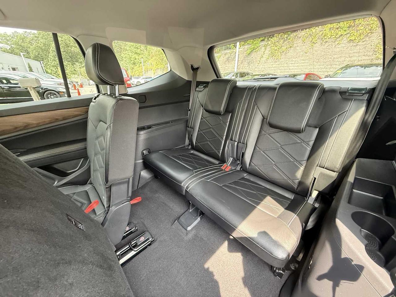2024 Volkswagen Atlas 2.0T SE Westborough MA