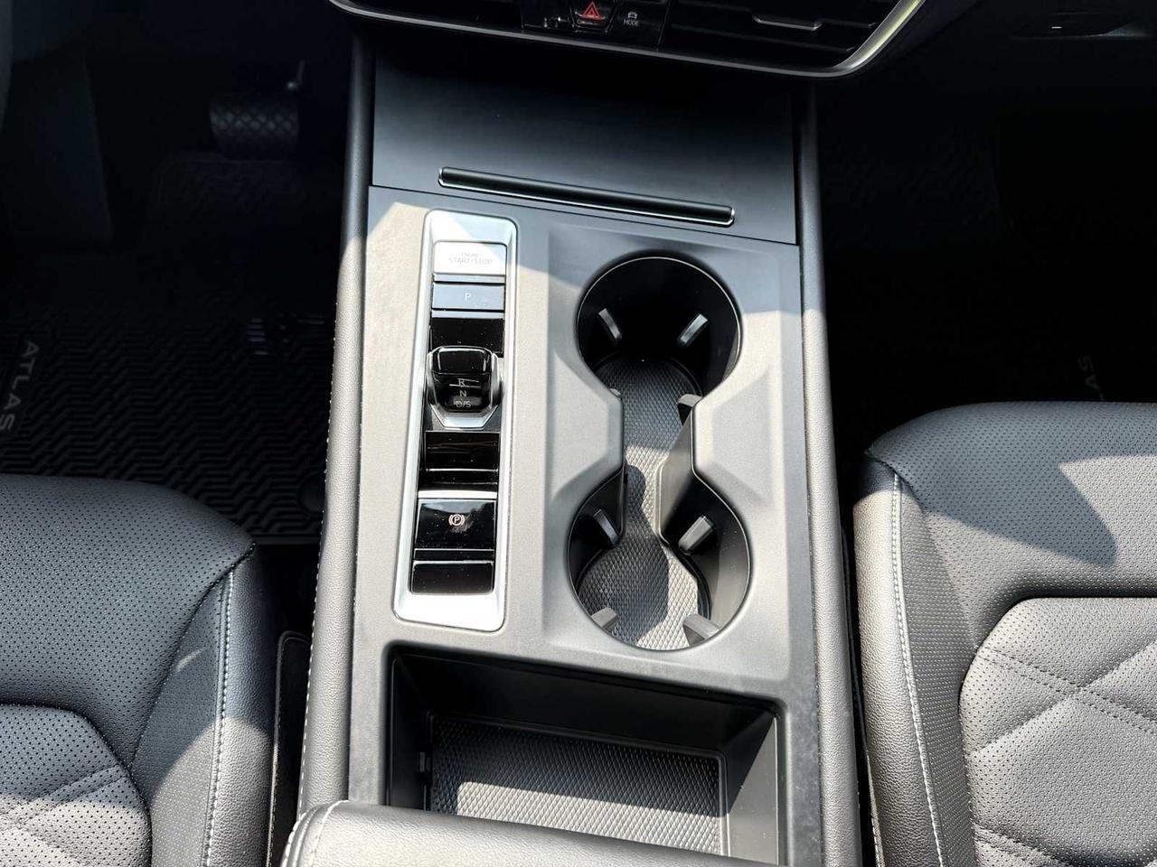2024 Volkswagen Atlas 2.0T SE Westborough MA