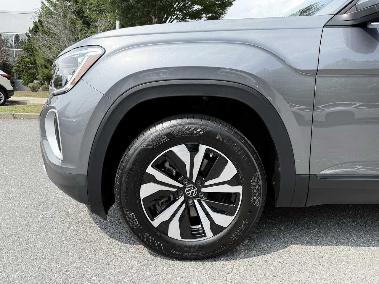 2024 Volkswagen Atlas 2.0T SE Westborough MA