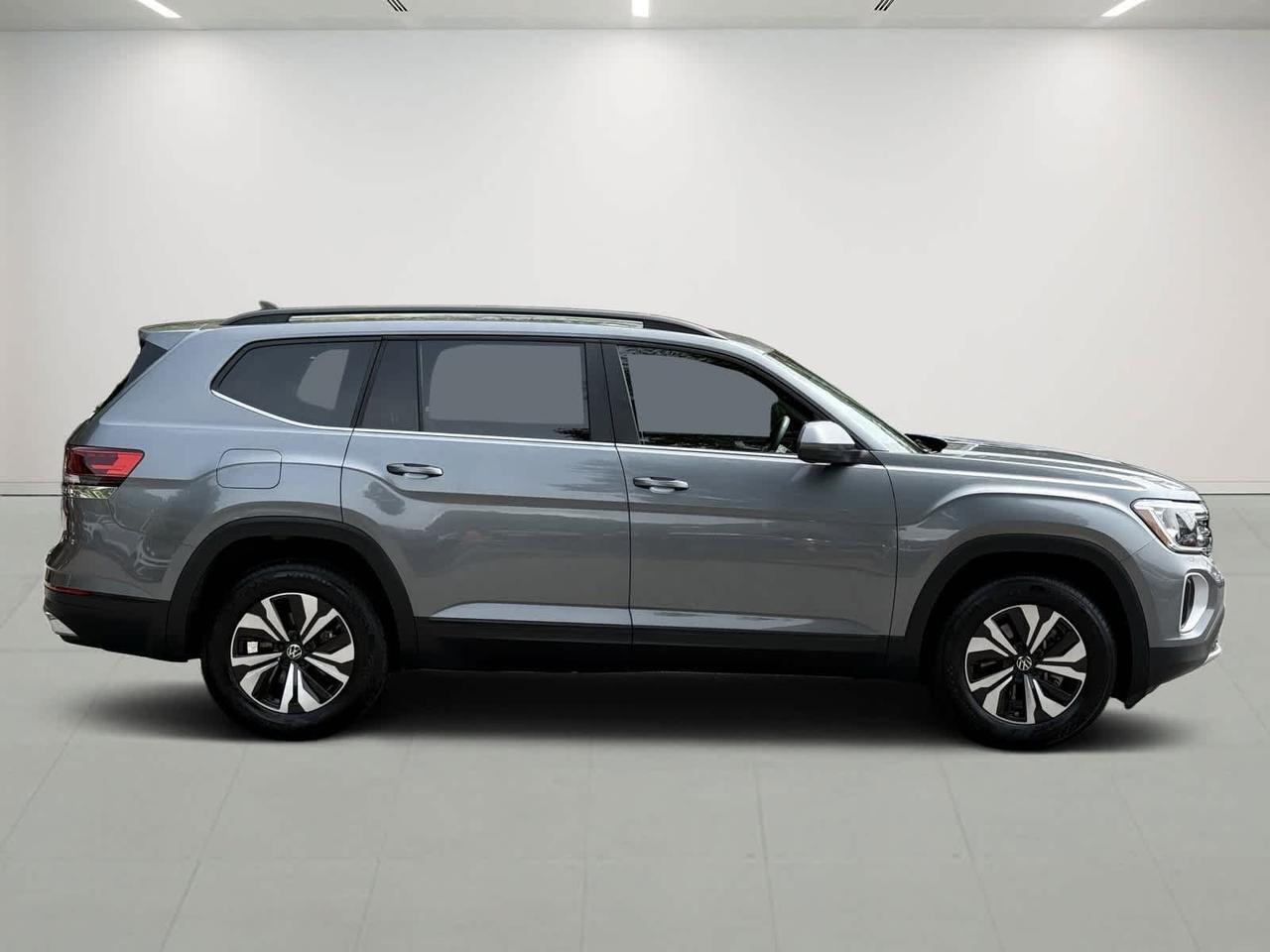 2024 Volkswagen Atlas 2.0T SE Westborough MA