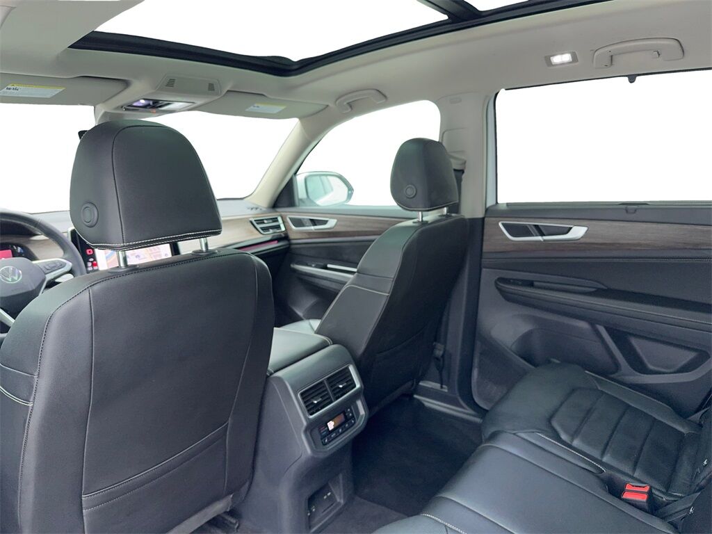 2024 Volkswagen Atlas 2.0T SEL Plano TX