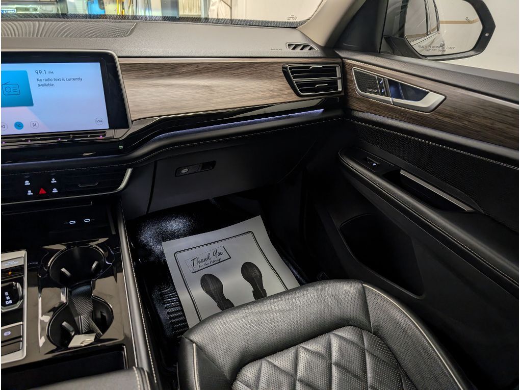 2024 Volkswagen Atlas 2.0T SEL Premium R-Line Bozeman MT