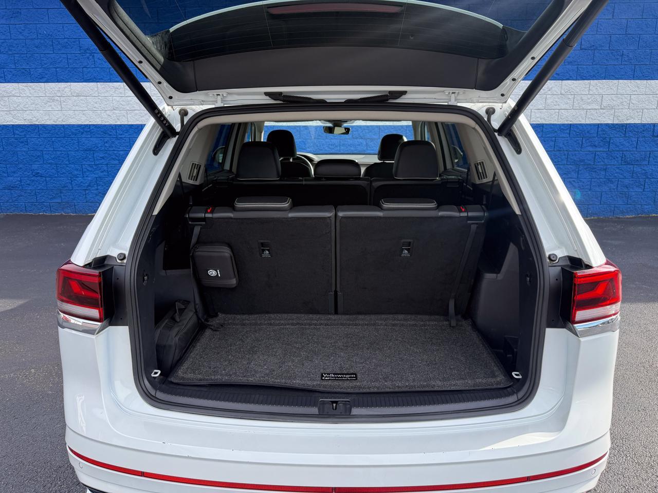 2024 Volkswagen Atlas 2.0T SEL Premium R-Line Connellsville PA