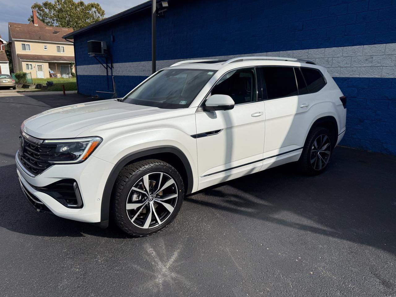 2024 Volkswagen Atlas 2.0T SEL Premium R-Line Connellsville PA