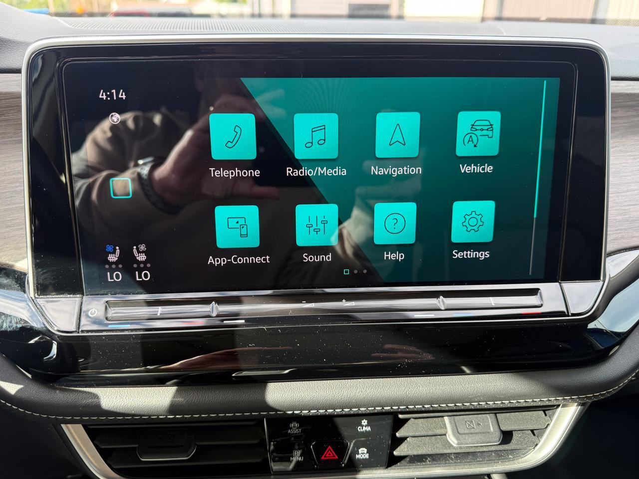 2024 Volkswagen Atlas 2.0T SEL Premium R-Line Connellsville PA