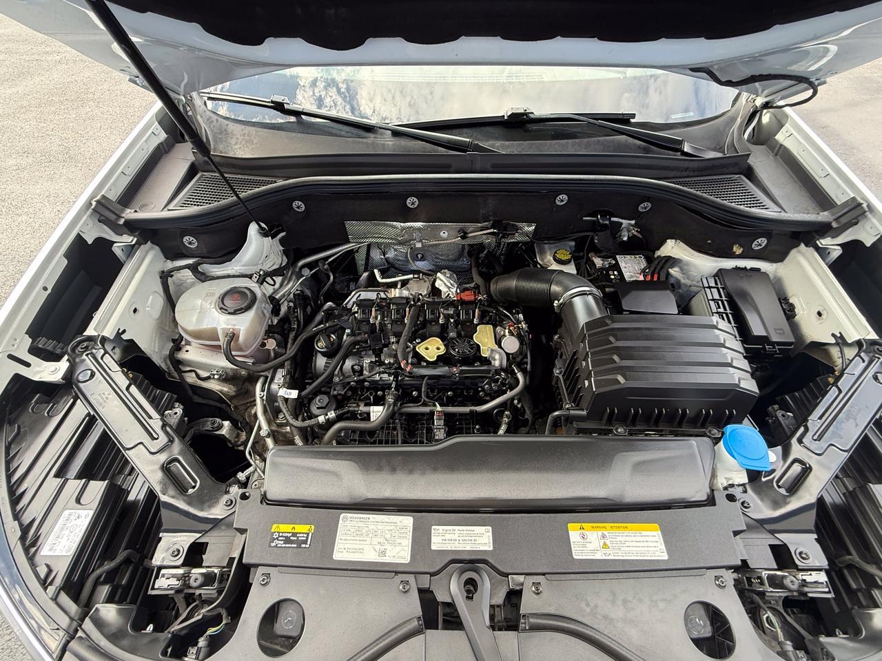 2024 Volkswagen Atlas 2.0T SEL Premium R-Line Connellsville PA