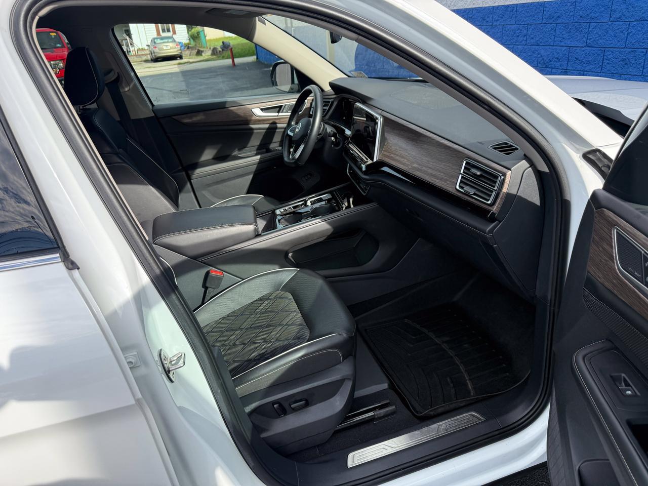 2024 Volkswagen Atlas 2.0T SEL Premium R-Line Connellsville PA
