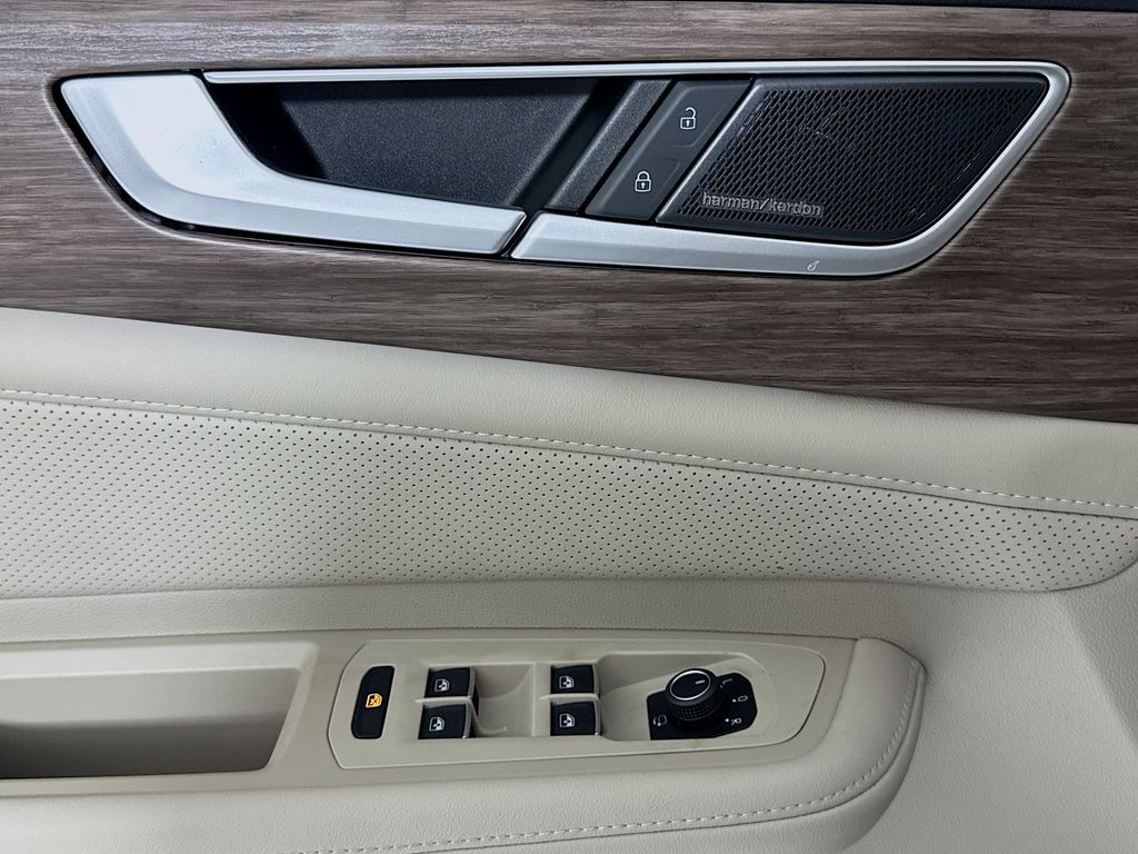 2024 Volkswagen Atlas 2.0T SEL Premium R-Line Kennewick WA