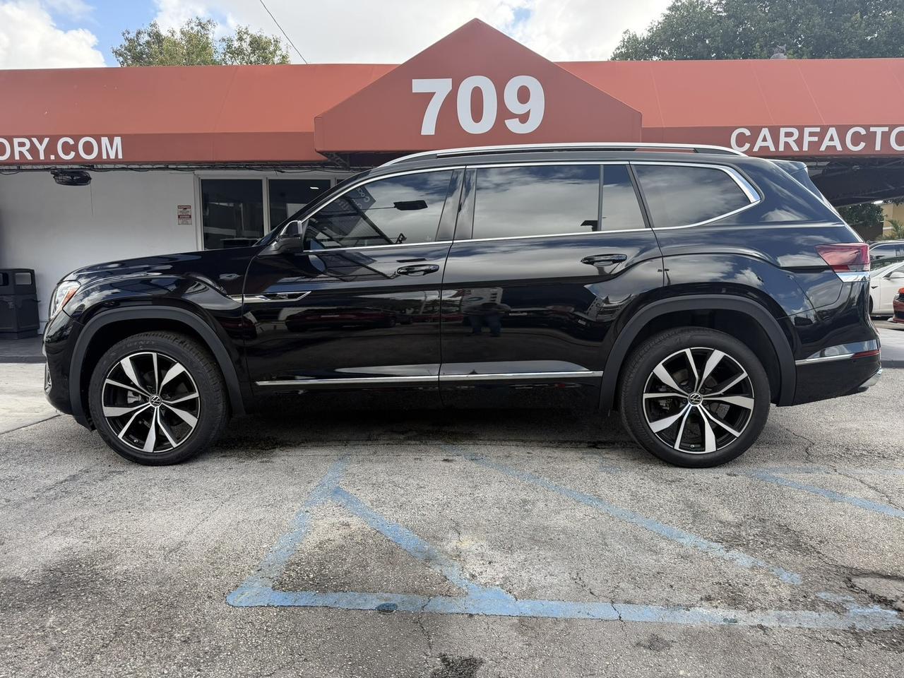 2024 Volkswagen Atlas 2.0T SEL Premium R-Line Hollywood FL