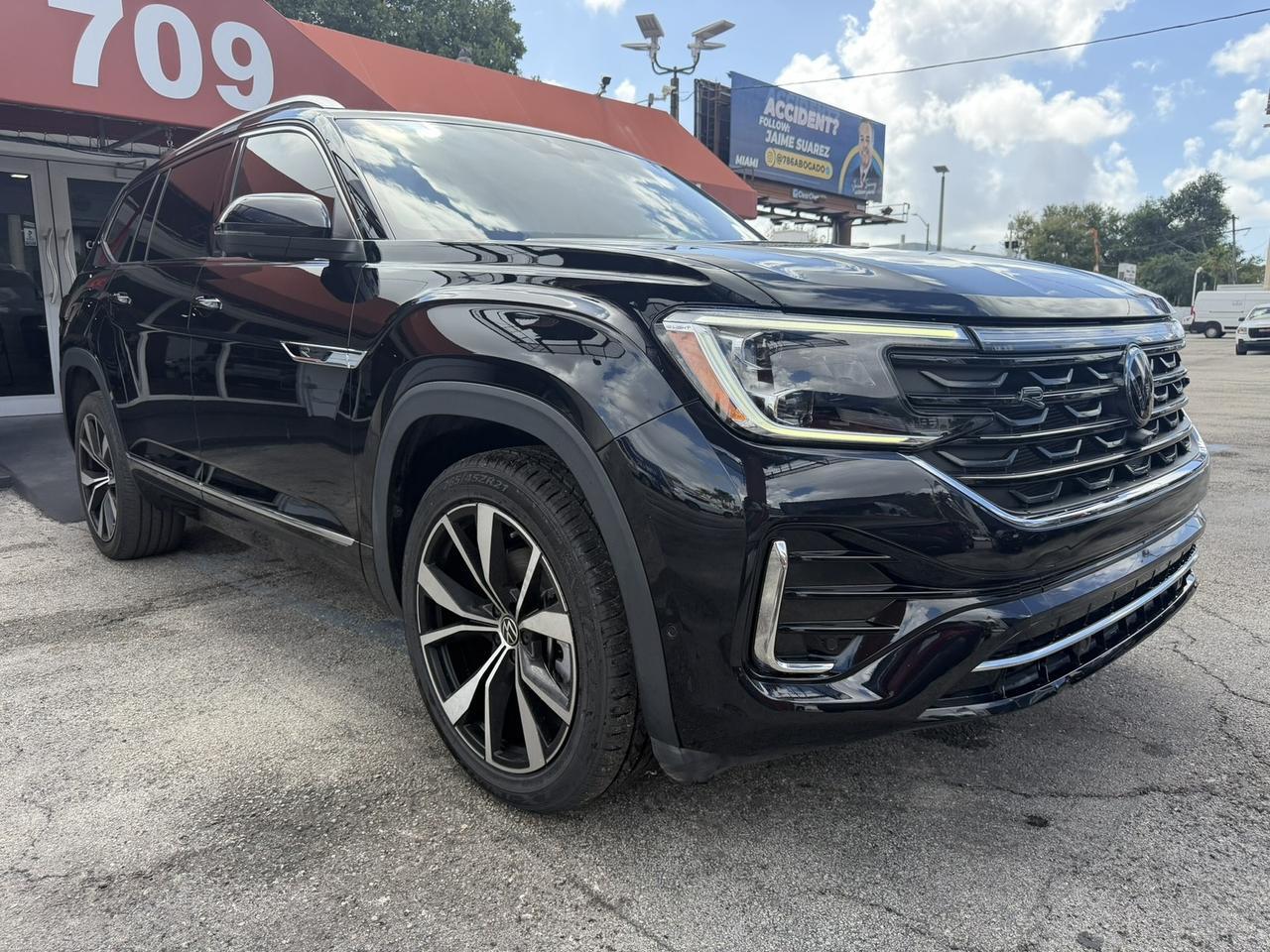 2024 Volkswagen Atlas 2.0T SEL Premium R-Line Hollywood FL