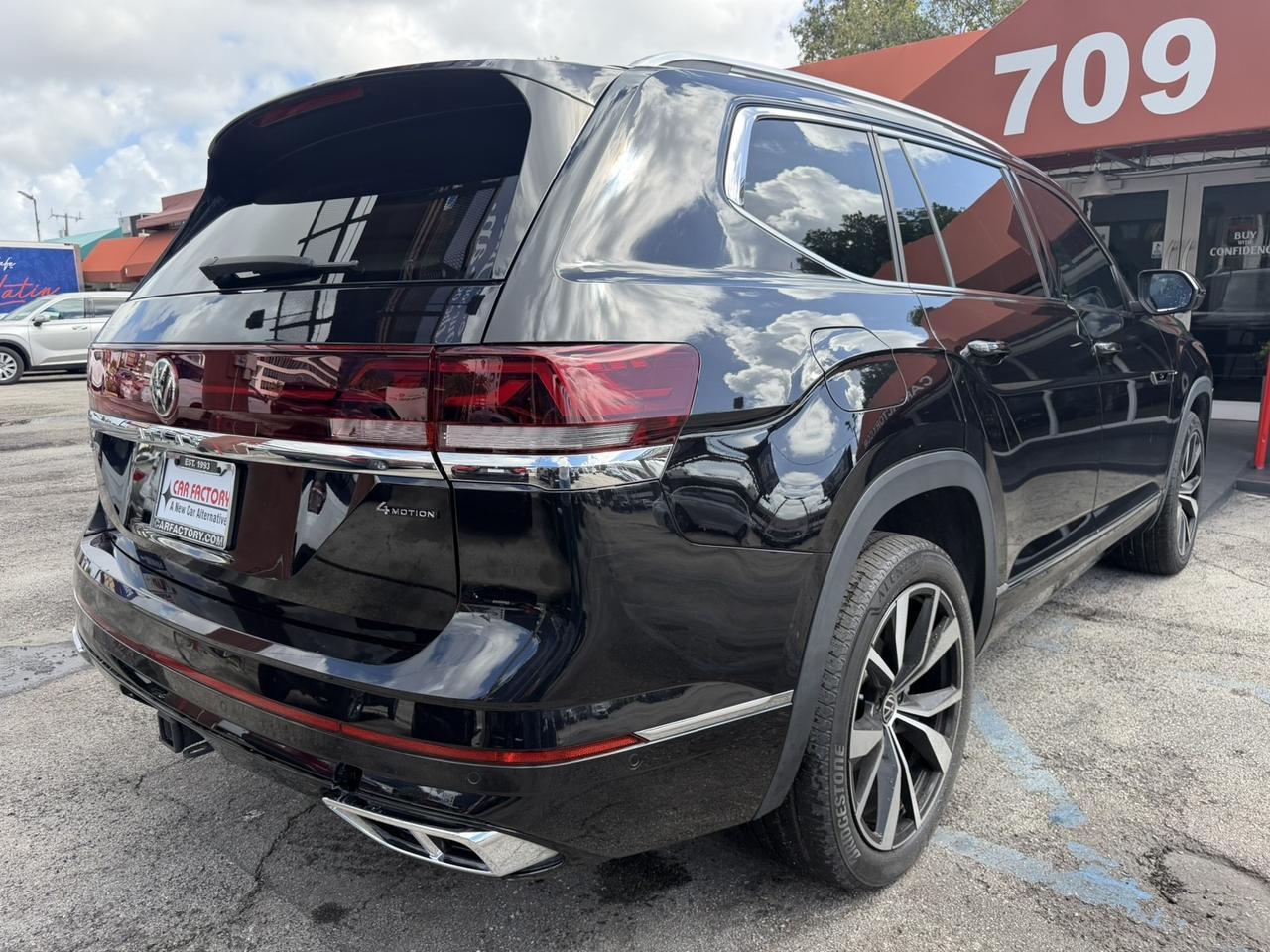 2024 Volkswagen Atlas 2.0T SEL Premium R-Line Miami FL