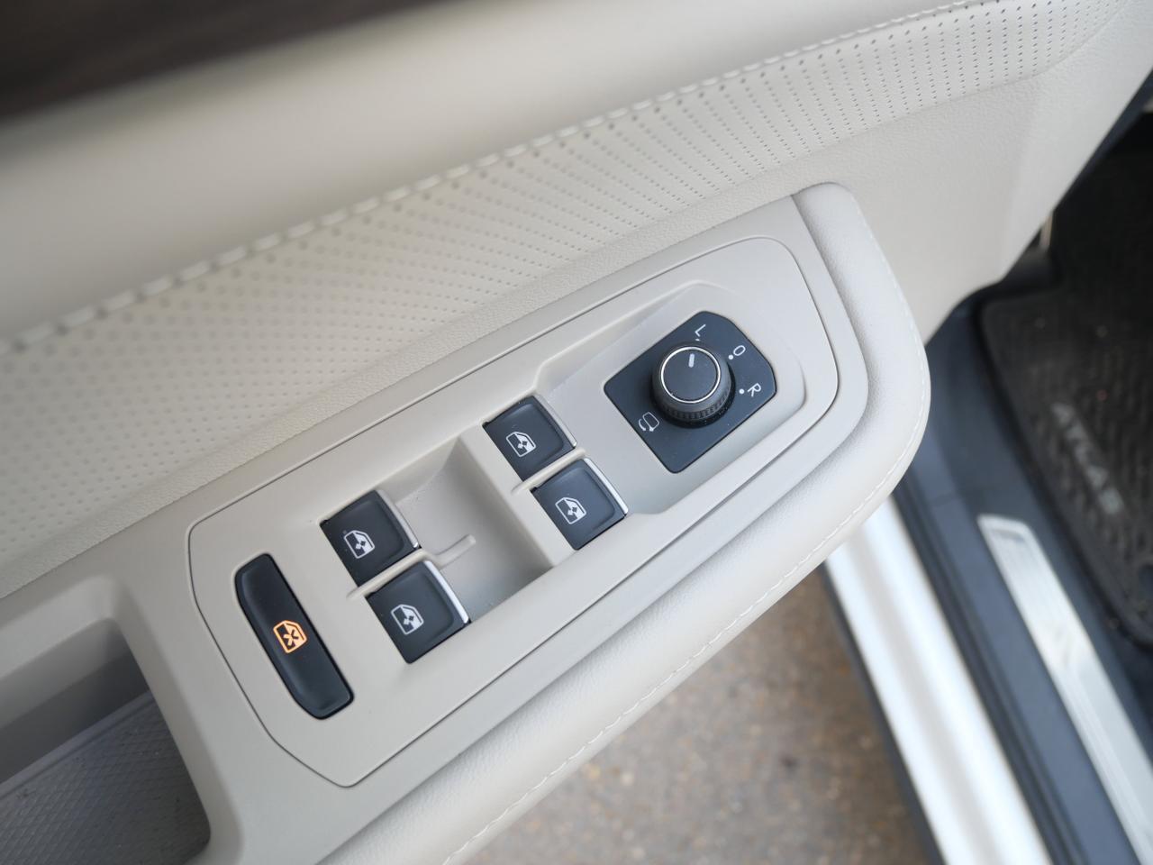 2024 Volkswagen Atlas 2.0T SEL Premium R-Line San Juan TX