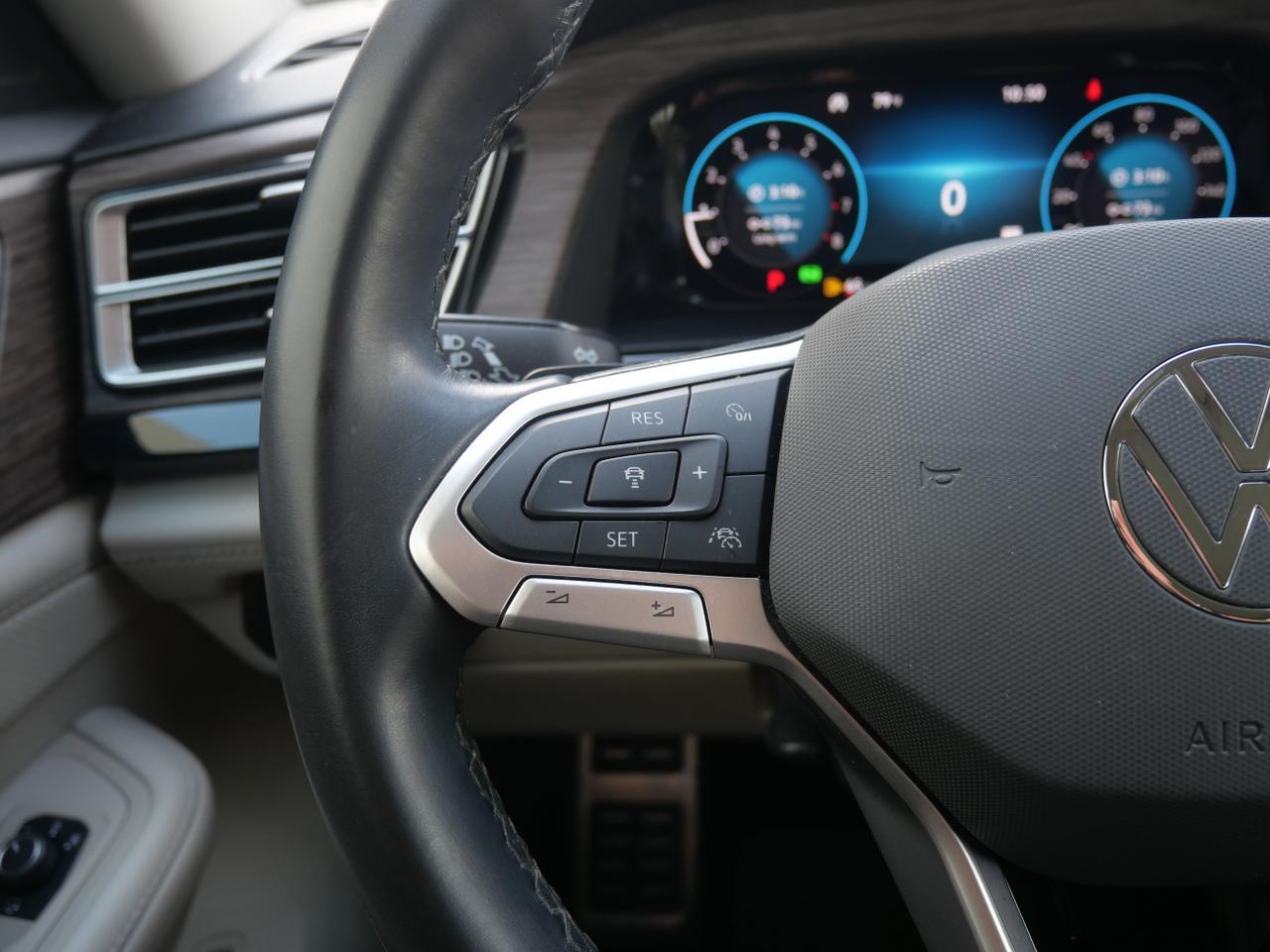 2024 Volkswagen Atlas 2.0T SEL Premium R-Line San Juan TX