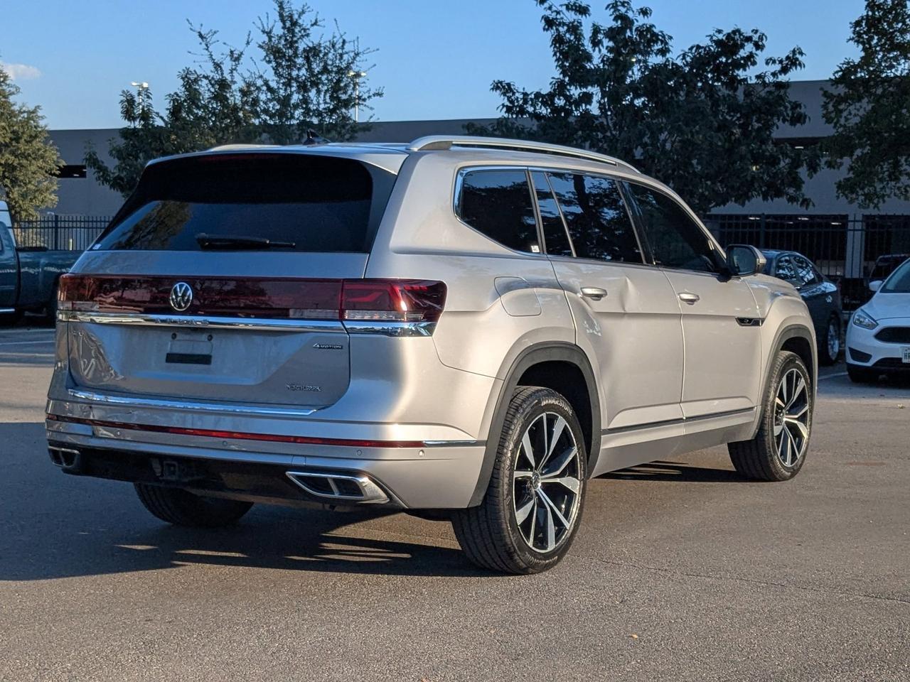 2024 Volkswagen Atlas 2.0T SEL Premium R-Line San Antonio TX