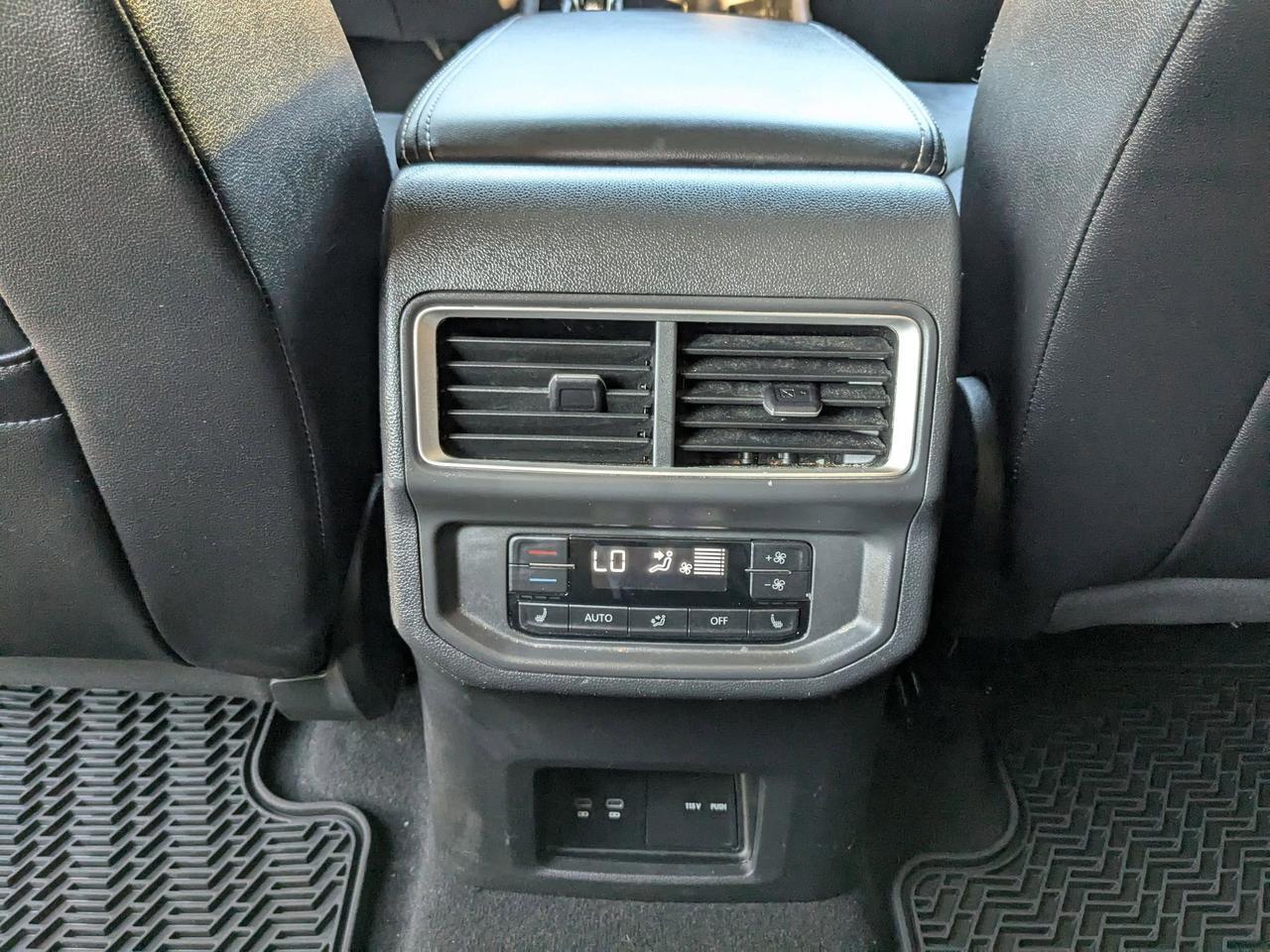 2024 Volkswagen Atlas 2.0T SEL Premium R-Line San Antonio TX