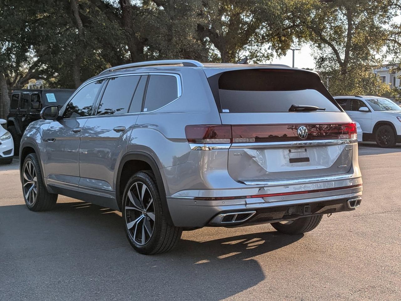 2024 Volkswagen Atlas 2.0T SEL Premium R-Line San Antonio TX