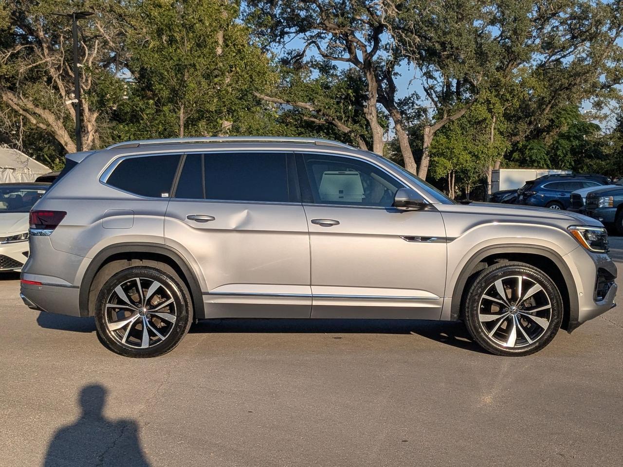2024 Volkswagen Atlas 2.0T SEL Premium R-Line San Antonio TX