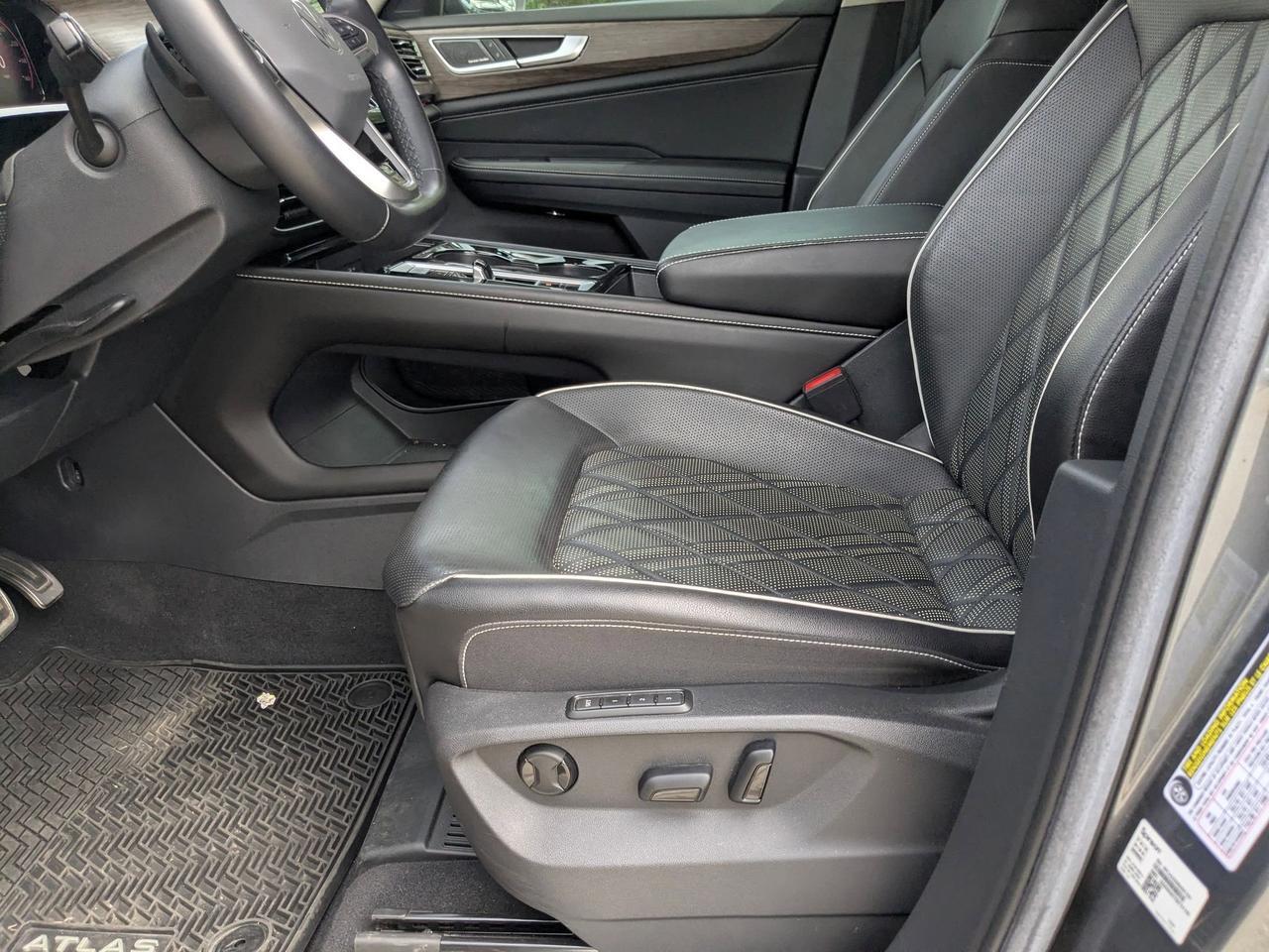 2024 Volkswagen Atlas 2.0T SEL Premium R-Line San Antonio TX