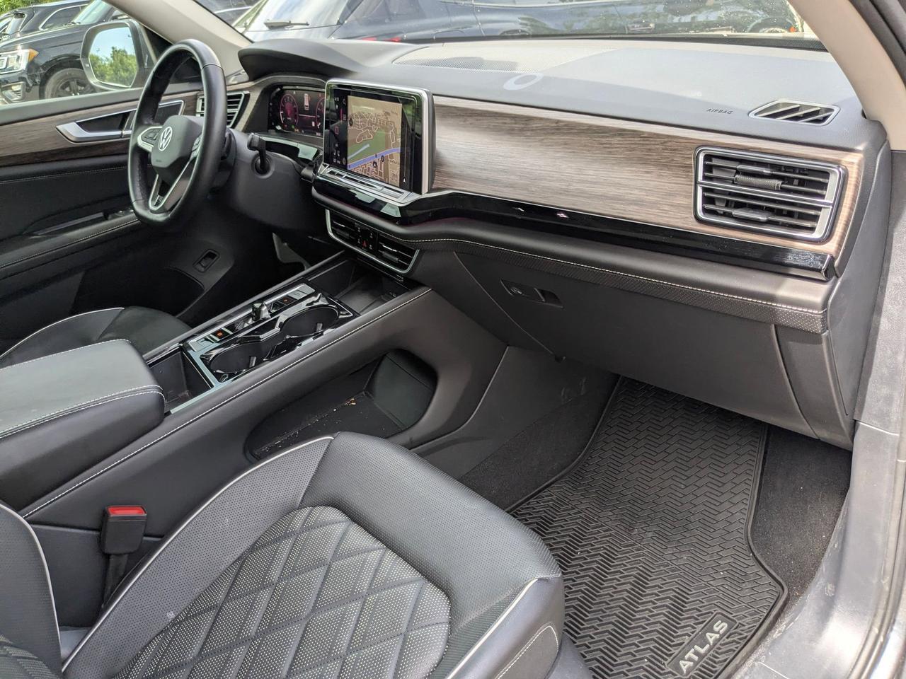 2024 Volkswagen Atlas 2.0T SEL Premium R-Line San Antonio TX