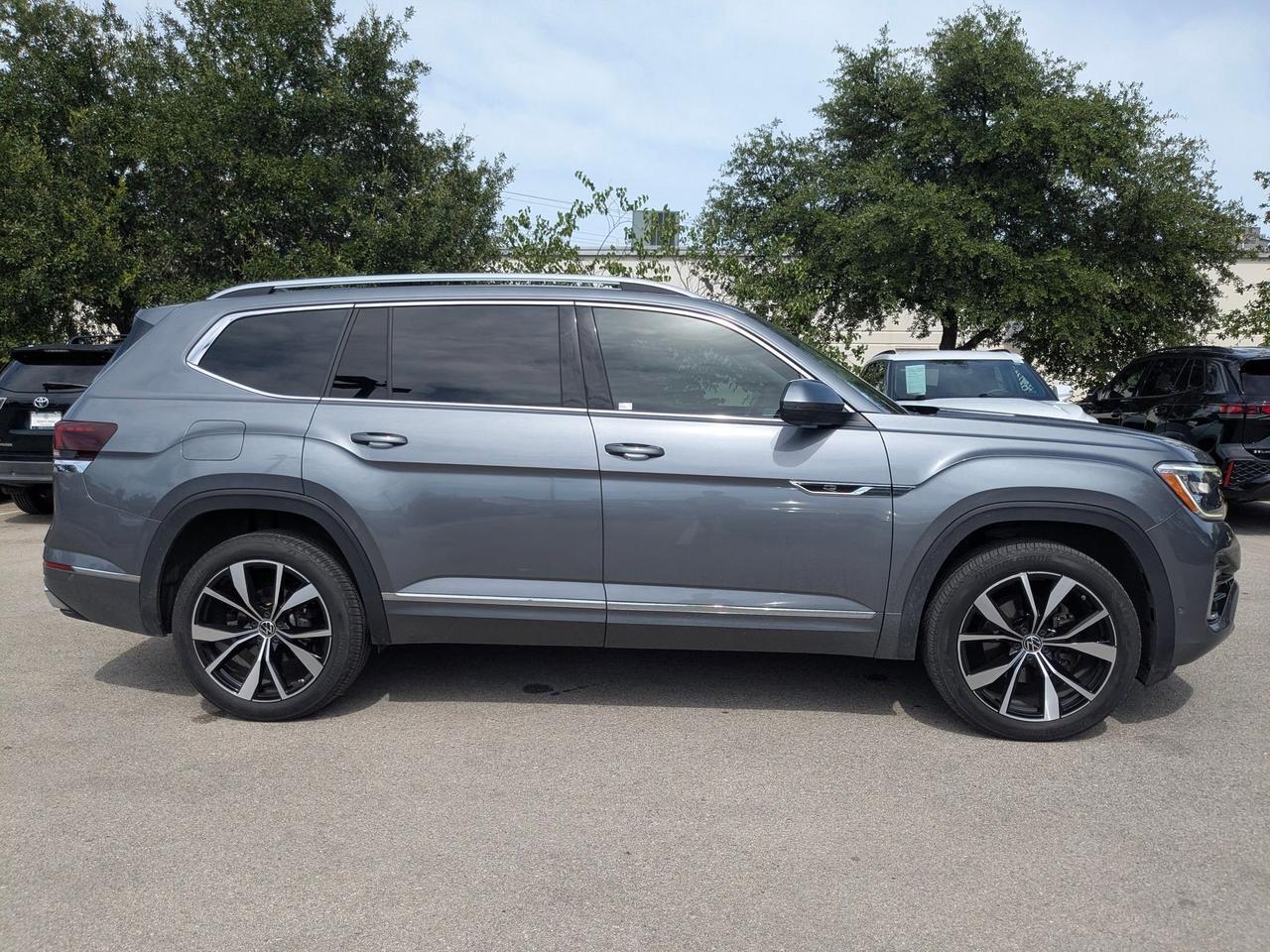 2024 Volkswagen Atlas 2.0T SEL Premium R-Line San Antonio TX